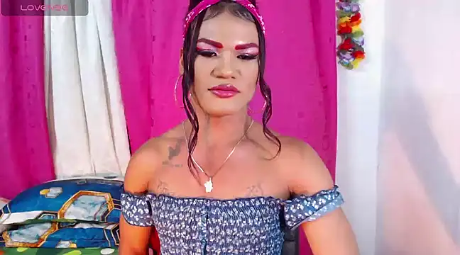 Snapshot of princes_bigcock_1 chatting on 12-16-24, 04:55 princes bigcock 1 online show from 12-16-24, 04:55