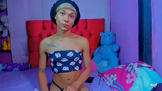 StassieBell online show from 02-12-26, 05:51