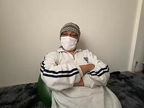Snapshot of Grandpa29hijii chatting on 03-01-25, 08:02 Grandpa29hijii online show from 03-01-25, 08:02