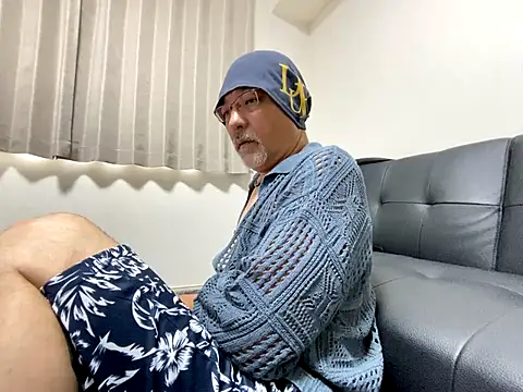 Snapshot of Grandpa29hijii chatting on 09-14-25, 07:31 Grandpa29hijii online show from 09-14-25, 07:31