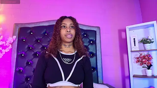 Triipsy online show from 12-22-25, 07:36