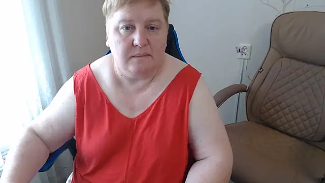 Snapshot of Limonka-Fire chatting on 06-15-26, 08:14 Limonka-Fire online show from 06-15-26, 08:14