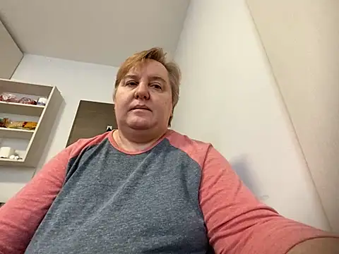 Snapshot of Limonka-Fire chatting on 02-12-25, 01:16 Limonka-Fire online show from 02-12-25, 01:16