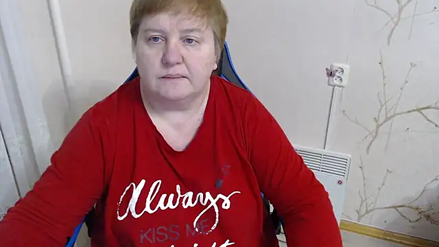 Snapshot of Limonka-Fire chatting on 02-17-26, 05:54 Limonka-Fire online show from 02-17-26, 05:54