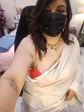 Snapshot of Archi-07 chatting on 02-14-26, 02:17 Archi-07 online show from 02-14-26, 02:17