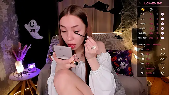 MilliBrown  online show from 11-03-25, 08:18