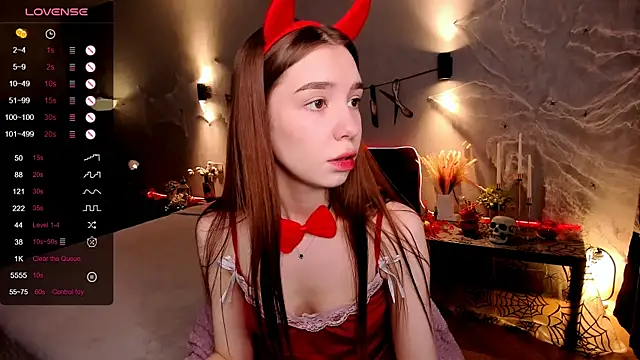 MilliBrown  online show from 10-24-25, 08:24