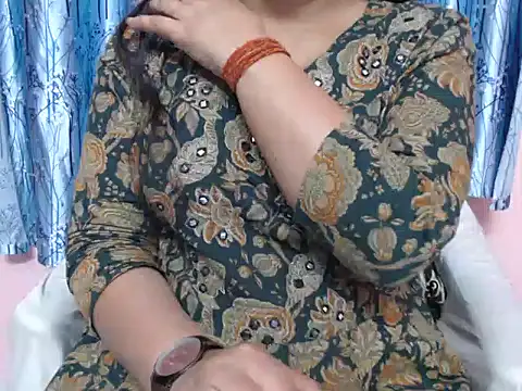 Snapshot of Jannat_ji chatting on 01-15-25, 12:58 Jannat ji online show from 01-15-25, 12:58