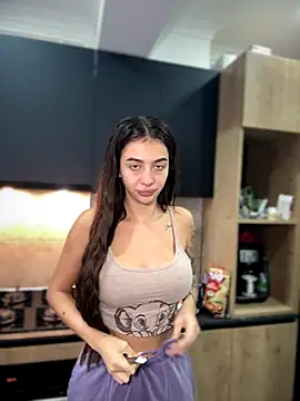 Snapshot of LaraVegas_ chatting on 10-03-25, 05:42 LaraVegas online show from 10-03-25, 05:42