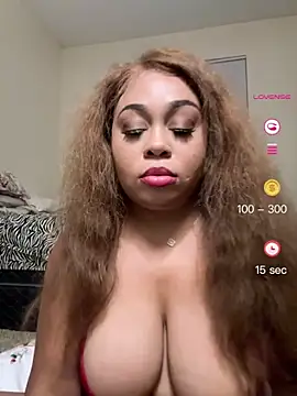 Snapshot of camiliaskye chatting on 06-07-26, 03:34 camiliaskye online show from 06-07-26, 03:34
