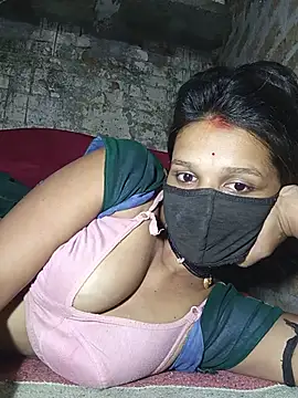 Hoty girl 143 online show from 06-15-26, 01:22