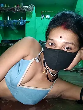 Snapshot of Hoty_girl_143 chatting on 09-28-25, 01:56 Hoty girl 143 online show from 09-28-25, 01:56