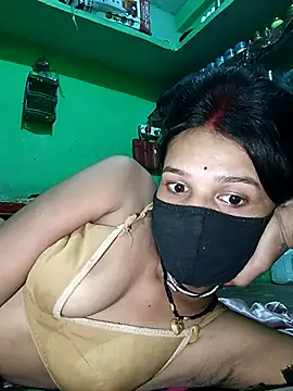 Snapshot of Hoty_girl_143 chatting on 10-13-25, 05:25 Hoty girl 143 online show from 10-13-25, 05:25