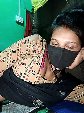 Hoty girl 143 online show from 03-13-26, 04:56