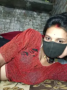 Snapshot of Hoty_girl_143 chatting on 04-25-26, 01:41 Hoty girl 143 online show from 04-25-26, 01:41