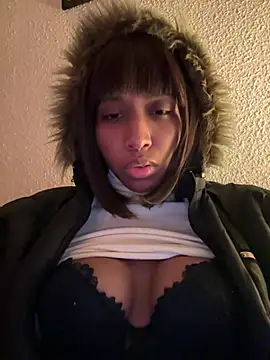 Snapshot of IamCrystal2 chatting on 01-14-25, 09:20 IamCrystal2 online show from 01-14-25, 09:20
