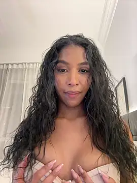 Snapshot of IamCrystal2 chatting on 05-15-26, 11:25 IamCrystal2 online show from 05-15-26, 11:25