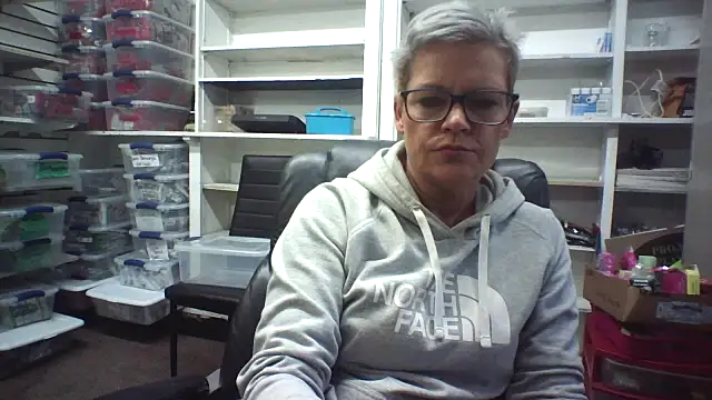 Snapshot of jadegilf1 chatting on 05-15-26, 12:58 jadegilf1 online show from 05-15-26, 12:58