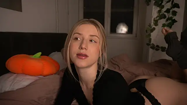 ArianaMur online show from 02-16-26, 05:17