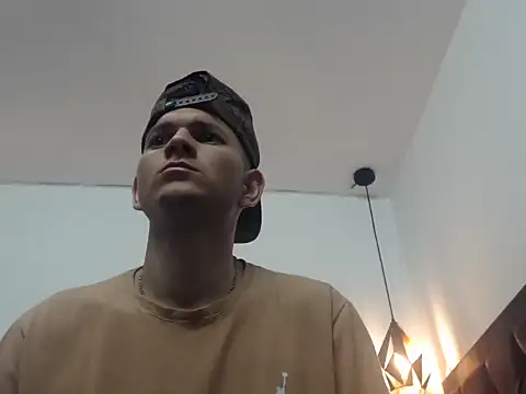 Snapshot of Latin_Boy24 chatting on 10-04-25, 01:01 Latin Boy24 online show from 10-04-25, 01:01