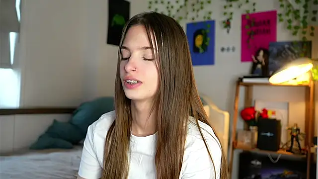 EvaLung777 online show from 04-15-26, 08:42