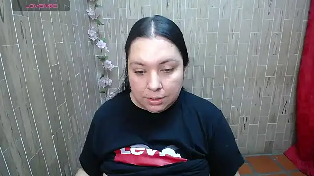 Snapshot of solyeria chatting on 07-05-26, 06:59 solyeria online show from 07-05-26, 06:59