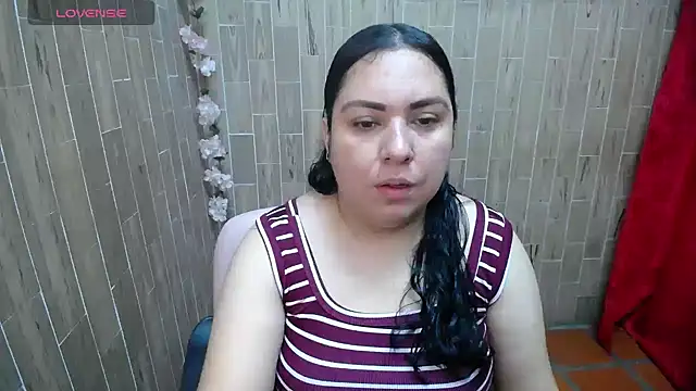 Snapshot of solyeria chatting on 05-01-26, 03:39 solyeria online show from 05-01-26, 03:39