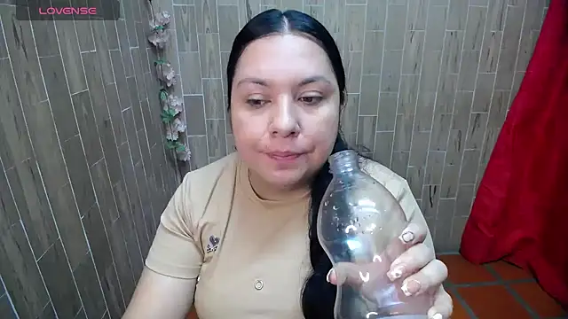 solyeria online show from 01-13-26, 01:20