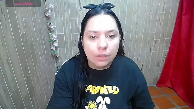 solyeria online show from 11-18-25, 12:59