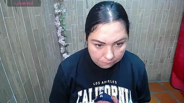 Snapshot of solyeria chatting on 07-23-26, 08:55 solyeria online show from 07-23-26, 08:55
