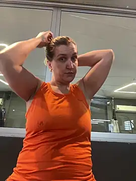 Snapshot of Bia_sexynovaes chatting on 05-28-26, 06:58 Bia sexynovaes online show from 05-28-26, 06:58