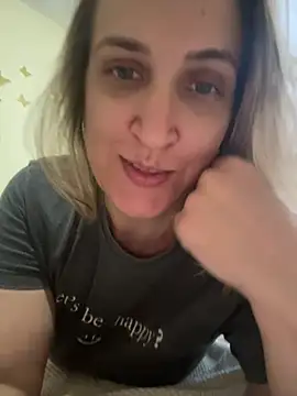 Snapshot of Bia_sexynovaes chatting on 06-06-26, 06:13 Bia sexynovaes online show from 06-06-26, 06:13