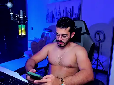 BrunoD31 online show from 02-10-26, 03:27