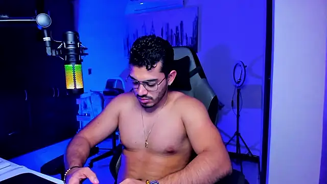 BrunoD31 online show from 10-29-25, 04:33