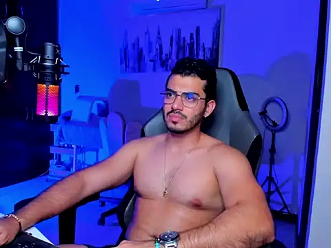 BrunoD31 online show from 04-10-26, 03:46