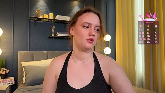 Lella Ryann  online show from 11-30-25, 06:41