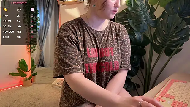 Lella Ryann  online show from 03-20-26, 10:22