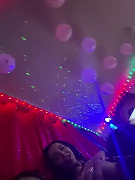 Isa bellats 95 online show from 04-21-26, 01:07