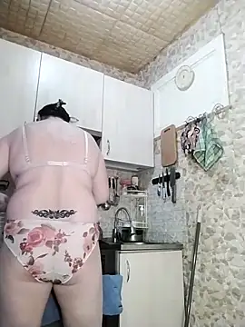 Holly-69 online show from 02-12-26, 10:59