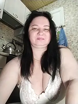 Snapshot of Holly-69 chatting on 05-15-26, 05:22 Holly-69 online show from 05-15-26, 05:22