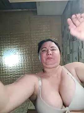 Holly-69 online show from 11-20-25, 11:44