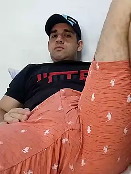 Snapshot of CRISTHIAN_GREY01 chatting on 01-15-25, 02:17 CRISTHIAN GREY01 online show from 01-15-25, 02:17