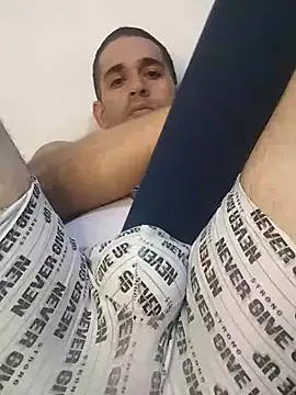 Snapshot of CRISTHIAN_GREY01 chatting on 03-23-25, 06:26 CRISTHIAN GREY01 online show from 03-23-25, 06:26