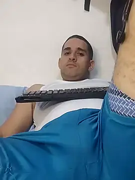 Snapshot of CRISTHIAN_GREY01 chatting on 03-17-25, 05:56 CRISTHIAN GREY01 online show from 03-17-25, 05:56