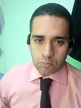 Snapshot of CRISTHIAN_GREY01 chatting on 01-30-25, 06:32 CRISTHIAN GREY01 online show from 01-30-25, 06:32