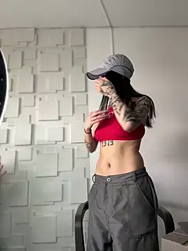 Annie LS online show from 01-02-25, 03:51