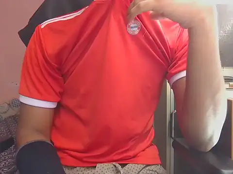 KissesBoyAD online show from 12-19-25, 01:53