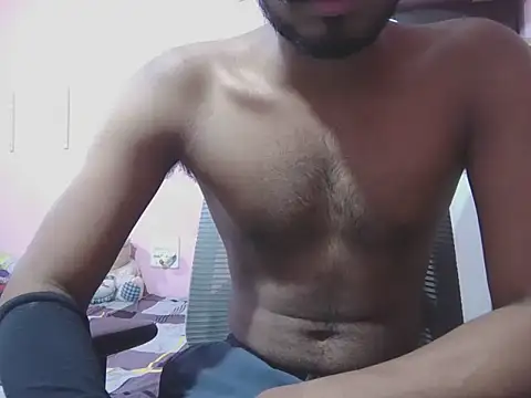 KissesBoyAD online show from 10-24-25, 10:47