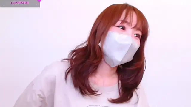   MiWa   online show from 12-04-24, 12:13