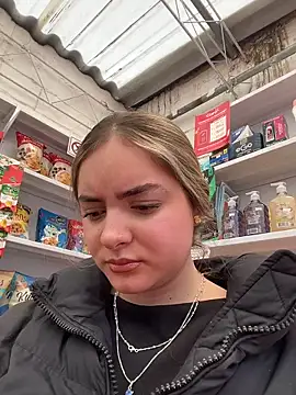 imlindapink online show from 02-26-26, 05:46